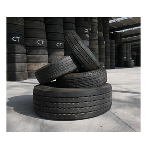 Fourniture en vrac de pneus de camion usagés pour véhicules utilitaires - Product Image 3