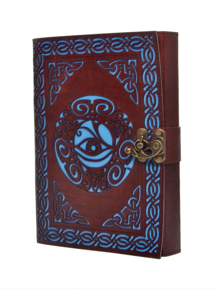 สีน้ำตาล