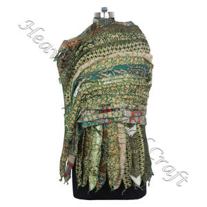 Sari de seda reciclada 15 tiras bufandas hechas a mano de diseñador estola chales SC523 seda fina venta al por mayor bufanda femenina Sari Vintage reciclada - Product Image 4