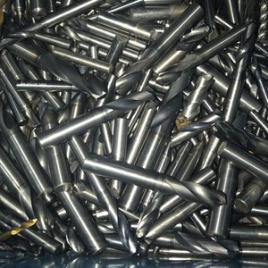 Residuos de insertos de carburo de tungsteno mixto YG8, accesorios de grado YG8, forma redonda, superficie pulida, uso industrial para exportación - Product Image 2
