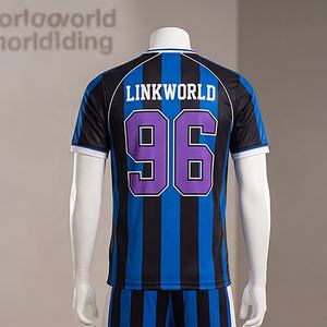 Camiseta de Fútbol Personalizada de Manga Corta para Verano, para Aficionados y Jugadores, Nueva, Roja y Blanca, Conjunto de Fútbol de Club, 100% Poliéster Transpirable, Uniforme de Equipo - Product Image 5