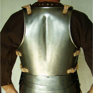 Armure de plaque italienne Harnais médiéval Réplique historique durable en métal Acier Laiton Fer Style antique Reconstitution Artisanat - Product Image 3