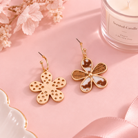 Anting Gantung Bunga Bohemian dari Paduan Seng untuk Wanita, Anting Bunga Lima Kelopak Multi Warna, Perhiasan