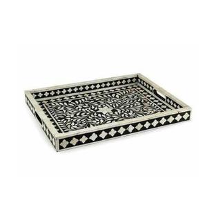 Plateau de service rond en rotin gravé à la main de style ancien, vaisselle design pour la décoration et le service de table lors de banquets et à la maison - Product Image 2