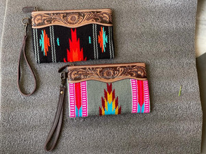 New Stylish Western Aztec Tooled Leather Wristlet Clutch Vintage Brown Tooling Purses <b>Unique</b> Aztec Quilted Leather Wristlet <b>Bag</b> - Product Image 3