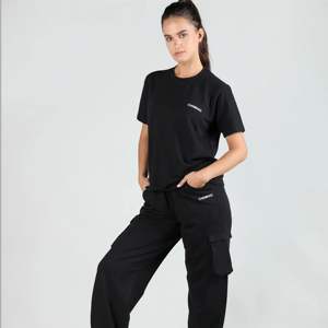 Trendy Women Co-Ord Set-Ensemble deux pièces moderne pour un style et une polyvalence sans effort - Product Image 2