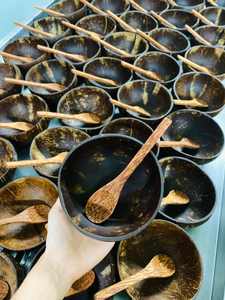 Bols en coquille de noix de coco gravés en gros de qualité supérieure bols en noix de coco en bambou faits à la main naturels usine du Vietnam fournisseur d'exportation - Product Image 5