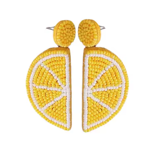 Boucles d'oreilles en perles de graines de tournesol jaunes et blanches faites à la main Boho Floral Dangle bijoux pour femmes par MD artisanat - Product Image 4