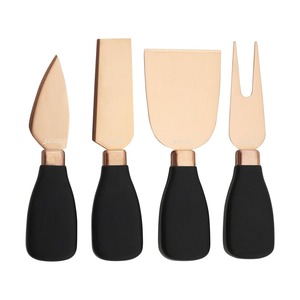 Ensemble de couteaux à fromage fabriqués à la main avec poignées de finition antique conçues pour les intérieurs de salle à manger décoratifs et l'utilitaire de service. - Product Image 1