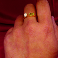 Bague Traditionnelle en Argent Massif 925 Plaqué Or avec Opale et Péridot, Classique et Ajustable, pour Femme, Mariage et Fiançailles