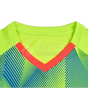 Uniforme de football légère conception personnalisée prix de gros uniforme de football pour la vente en ligne - Product Image 2