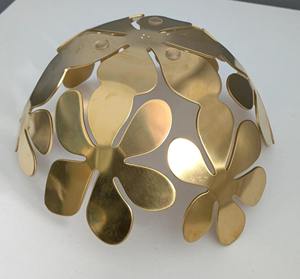 Bol décoratif en métal élégant, fleur, accent moderne pour la décoration de la maison, les fêtes et les cuisines, artisanal en provenance d'Inde - Product Image 5