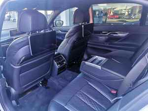 Vehículos usados, coches <span class=keywords><strong>de</strong></span> segunda mano, BMW Serie 740Li M Sport sedán 2024, coches usados listos para enviar - Product Image 4