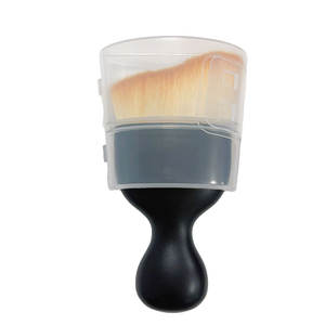 Cepillo de polvo multifuncional utilizado para limpiar el interior y el exterior de la salida del aire acondicionado del automóvil - Product Image 1