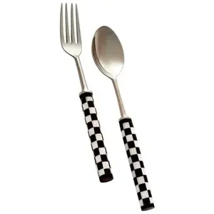 Ensemble de couverts en acier inoxydable avec poignée en marbre élégant parfait pour les parties de thé et les événements de mariage élégants utilisation d'ustensiles de cuisine - Product Image 2