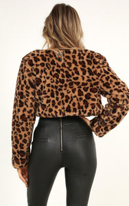 2025 nouveau Design moderne mode grande taille moelleux automne chaud à la mode Faux hiver dames noir bleu femmes manteau fourrure veste pour les femmes - Product Image 2