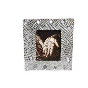 Los modernos marcos de aluminio ofrecen soluciones de presentación elegantes que combinan resistencia ligera y un estilo interior refinado. - Product Image 1