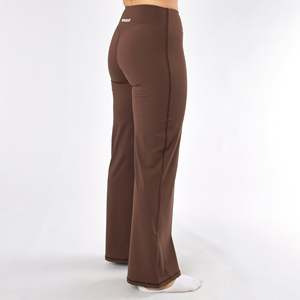Pantalones de yoga acampanados de talle alto con malla transpirable hasta el tobillo para mujer - Product Image 5