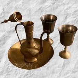 Juego de café y té decorativo Aftaba Dallah de latón dorado y colorido hecho a mano a la venta - Product Image 2