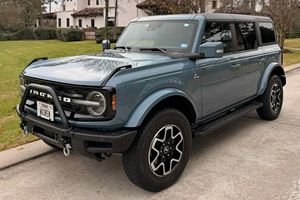 Ford Bronco Outer Banks 2022 Usado, 14100 Millas, 4x4, Paquetes High y Lux - Product Image 2