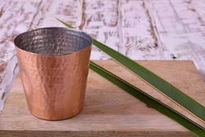 Vaso de agua de cobre de nuevo diseño, ideal para agregar valor estético a los accesorios de cocina y el estilo de la mesa de comedor - Product Image 4