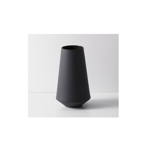 Vases à fleurs en métal à fleurs de couleur noire Dernier pot de fleurs en métal Prix de gros Pot en métal dans un nouveau style élégant pour la décoration - Product Image 4