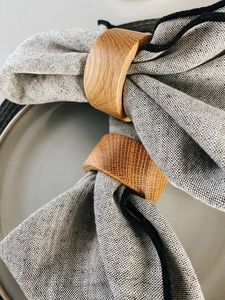 Design personnalisé Anneaux de serviette en relief Porte-papier de soie en bois pour hôtels et restaurants pour la maison Vaisselle - Product Image 4