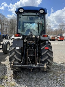 New Hollaind T4040N Tracteur d'occasion - Product Image 4