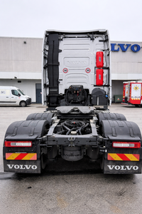 Tractor de Ruedas Volvo FH500 Usado 2024, Motor Volvo Penta de 15 HP, Caja de Cambios, 40001-50000 Horas, Informe, Inspección en Video, Granjas, 8300 kg - Product Image 5