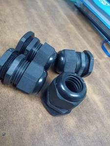 Presse-étoupes flexibles les plus vendues avec étanchéité PG et métrique et EPDM Presse-étoupes de câble de qualité durable à vendre par les exportateurs - Product Image 4