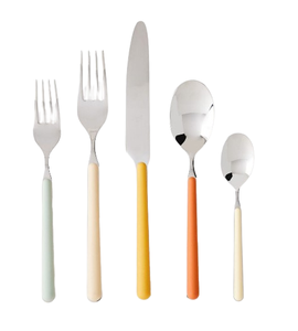 Juegos de cubiertos de acero Cubiertos de oro pulido Mango de metal Cuchara con espejo de alta calidad Fabricación de artículos de servicio de metal - Product Image 5