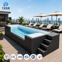 Piscine conteneurisée sur mesure avec fenêtre latérale en verre, piscine extérieure portable pour hôtel et complexe hôtelier