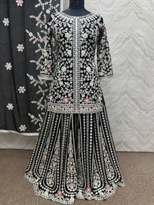 Magnifique Ensemble 3 Pièces Élégant en Faux Georgette Cousu, Style Salwar Kameez Pakistanais, Broderie Lourde et Pierres Appliquées à la Main, Idéal pour Mariages et Fêtes - Product Image 5