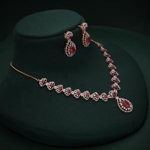 Ensemble collier et boucles d'oreilles en or jaune et diamants pour femmes, pour les occasions de fiançailles et de fête - Product Image 2