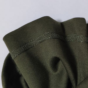 กางเกงขาสั้นลำลองยาวถึงเข่ามีซิปสำหรับผู้ชายแฟชั่นใหม่สำหรับฤดูร้อนกางเกงกอล์ฟผ้าชิโนใส่สบาย - Product Image 4