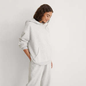 Sweat à capuche surdimensionné pour femme gris chiné de qualité supérieure 100% coton Streetwear épaule tombante polaire douce Logo personnalisé sweats à capuche pour femmes - Product Image 3