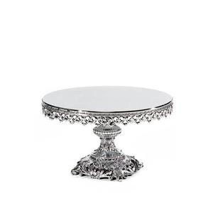 Elegantes soportes de aluminio para pasteles con diseños geométricos modernos y perfectos para presentaciones de postres minimalistas - Product Image 3