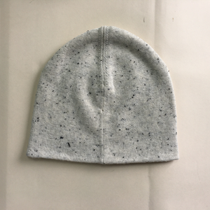 Gorros de Punto Lisos de Mezcla de Lana al por Mayor con Parche Tejido Personalizado, Tejido Común de Alta Calidad para Uso en la Playa - Product Image 1