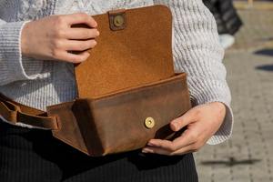 Ceinture de taille de Style Vintage pour femmes sac banane en cuir véritable poitrine sac banane avec LCB-0080 à main gland Portable - Product Image 6