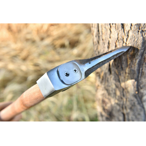 Hache de qualité industrielle personnalisée en acier à haute teneur en carbone manche en bois à prise parfaite avec housse de protection pour le camping et le travail des hachettes - Product Image 5
