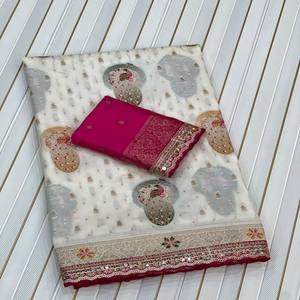 Sari en soie pure Dola de luxe VASTRA COTTAGE avec broderie Meenakari Zari, bordure à séquence de codage brodée avec blouse contrastée - Product Image 4