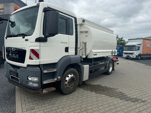 MEJOR ENVÍO Camión volquete 4x2 MANN 18.320 Camión cisterna Euro 6 Sistema hidráulico de transmisión automática - Product Image 4