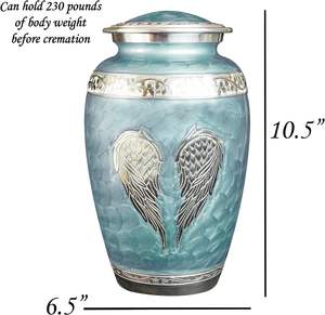 Urne funéraire personnalisée gravée ailes d'ange avec souvenir et sac en velours assortis (grand bleu ciel) - Product Image 3