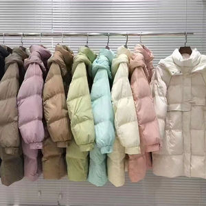 Chaqueta de Plumón Ligera para Mujer con Logo Personalizado Abrigo con Capucha Parker de Invierno Relleno de Plumón de Pato para Mujer - Product Image 3