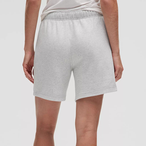 Pantalones cortos de mujer con logotipo impreso personalizado 100% algodón polar haither color gris pantalones cortos informales de verano de alta calidad para mujer - Product Image 3