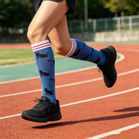 Chaussettes de sport OEM en nylon respirantes à séchage rapide, à pois jacquard, avec compression du mollet et renforts sur les orteils et la talonnette, pour la course à pied