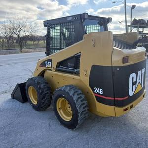 รถตักล้อยาง CAT 232D3 ปี 2023 กำลัง 40 แรงม้า แบบล้อ  รถตักหน้า 40 แรงม้า - Product Image 5