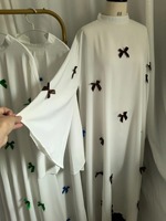 Nouvelle Robe Musulmane Blanche d'Été, Abaya Papillon du Moyen-Orient pour Femme Arabe, Abaya de Dubaï Ample à Manches Évasées avec Nœud
