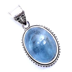 Vente en gros de pendentif classique en argent sterling 925 avec pendentifs et breloques en pierres précieuses aigue-marine - Product Image 1