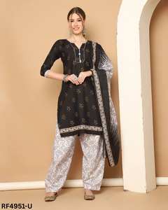 Ensemble kurti confortable en coton imprimé avec bas assorti et tenue ethnique décontractée dupatta cousue trois pièces pour femmes - Product Image 2